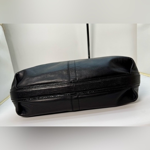 Coach Colette Black Leather Shoulder Bag‎ with Silver Hardware Style K1076-16413 - Picture 5 of 8